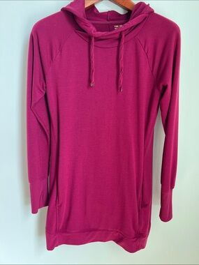tek gear | Women's Hooded Pullover Comfy Sweatshirt Dress in Fuchsia Size S